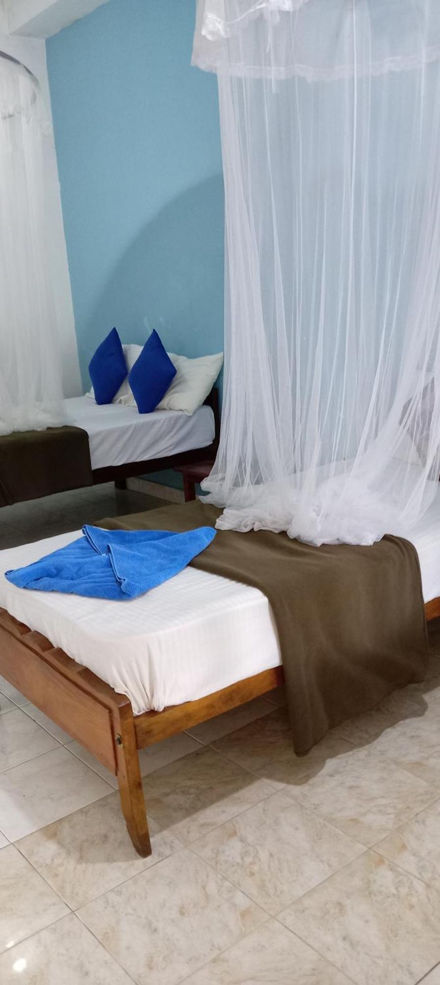 Soorya Inn Ела Екстериор снимка