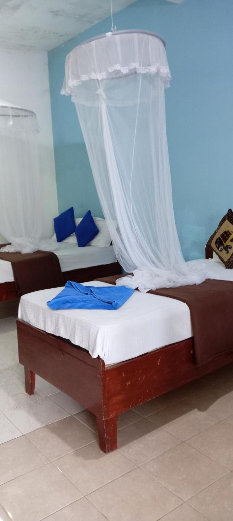 Soorya Inn Ела Екстериор снимка