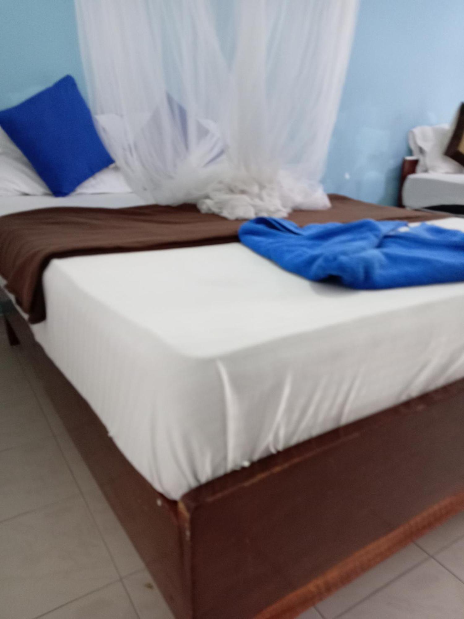 Soorya Inn Ела Екстериор снимка