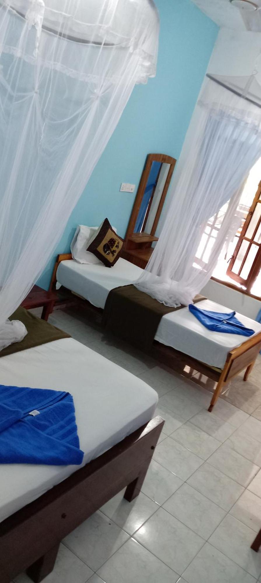 Soorya Inn Ела Екстериор снимка