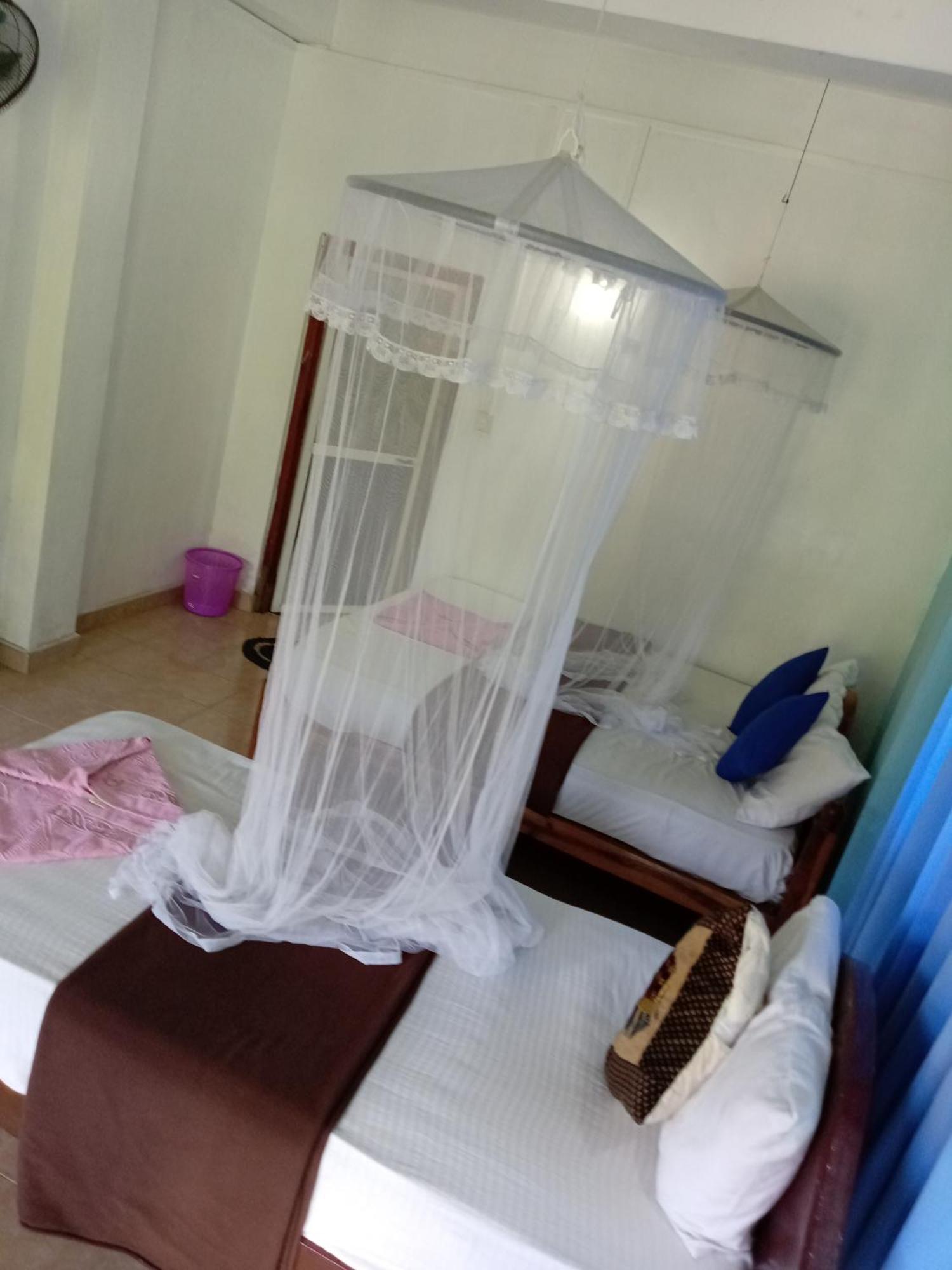 Soorya Inn Ела Екстериор снимка