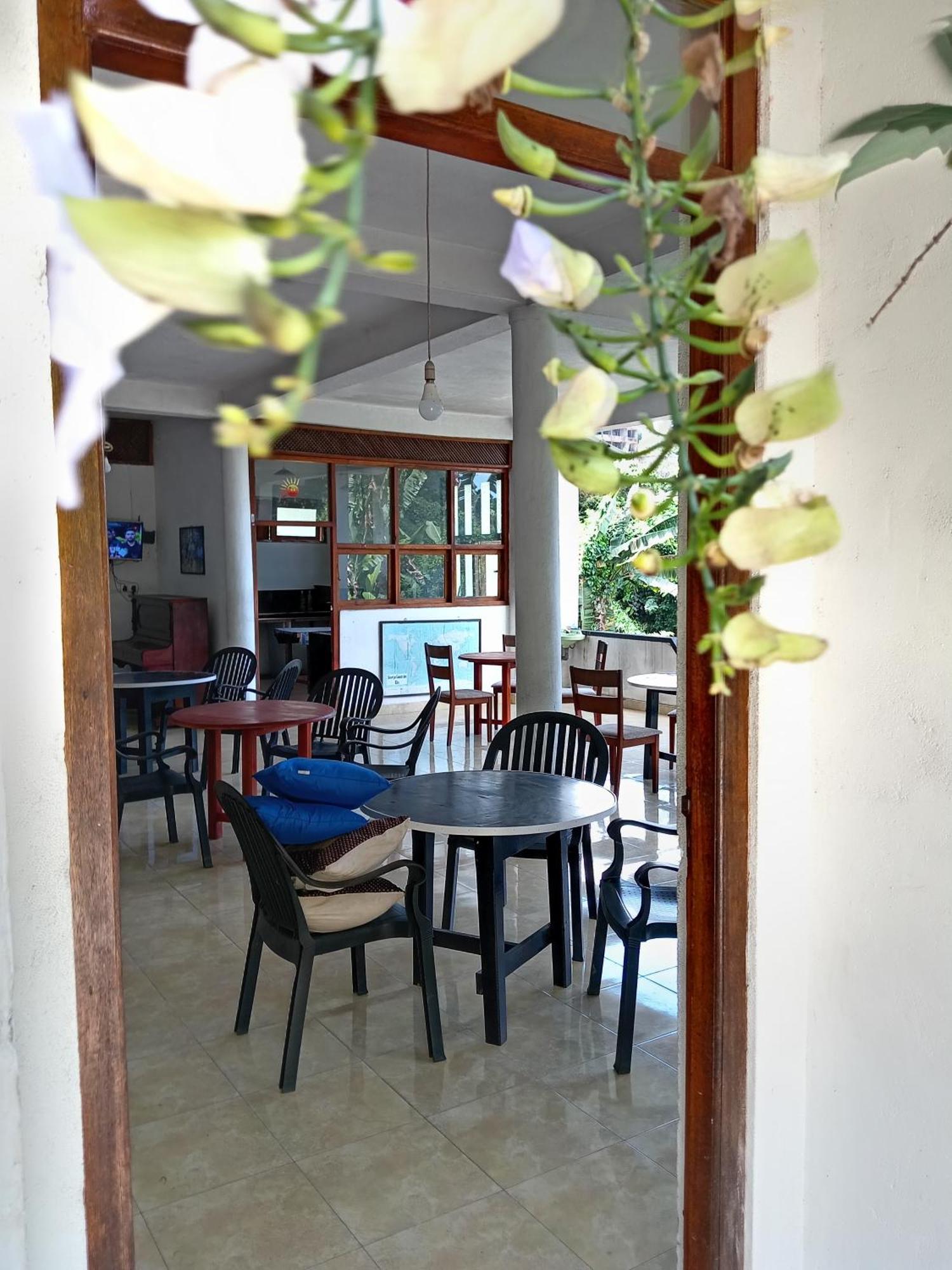 Soorya Inn Ела Екстериор снимка